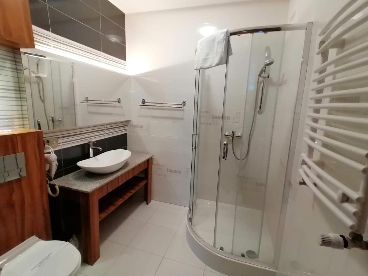 Lake View Apartamenty Brodnica  Ngoại thất bức ảnh